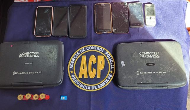 Parte de los elementos secuestrados.