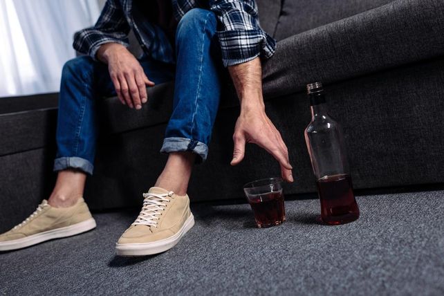Tragos y cocaína. Los consumos problemáticos aumentarn en pandemia.&nbsp;