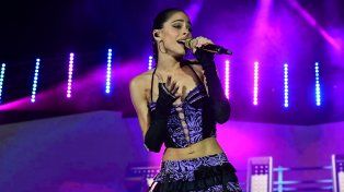Tini Stoessel brilló con su show en el hipódromo rosarino
