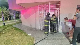 Casa incendiada en barrio Villa María Selva.