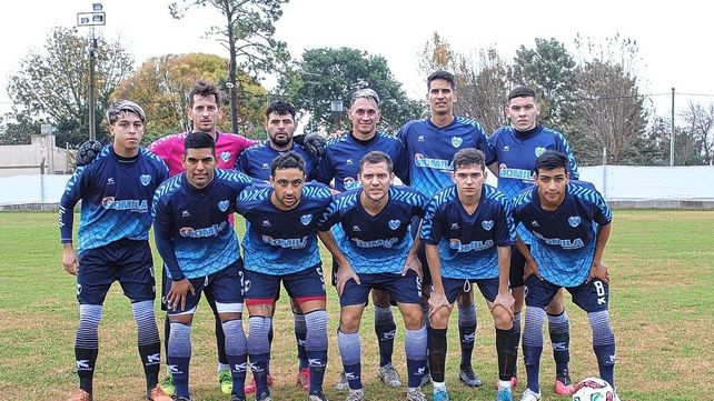 Ciclón Racing visitará este viernes 17 a las 15.30 a Cosmos FC en el nuevo predio ubicado a la vera de la ruta 5 en Recreo.