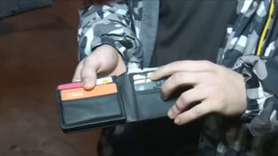 Intento de robo: balearon a un hombre y su hijo se salvo porque el disparo dió en su billetera