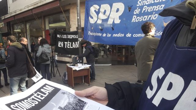 Volanteada del Sindicato de Prensa por despidos en Télam
