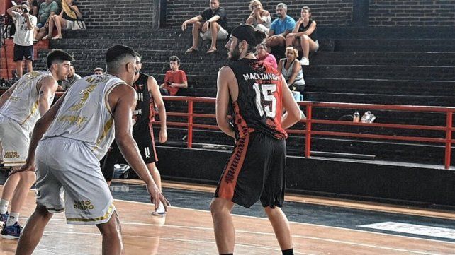 Colón estiró su levantada con un triunfazo ante Amancay