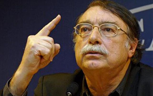 Referente. Ignacio Ramonet expuso durante dos horas en nuestra ciudad.