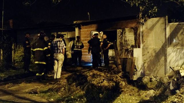 Incendiaron la casa de Orlando Ojeda, detenido por el doble femicidio en Paraná