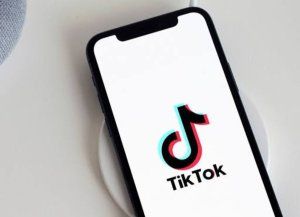 TikTok enfrenta una posible multa millonaria