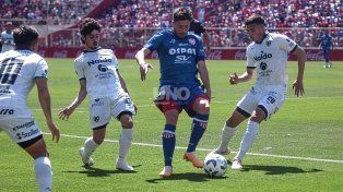 Unión rechazó las ofertas de Huracán e Independiente por Vera