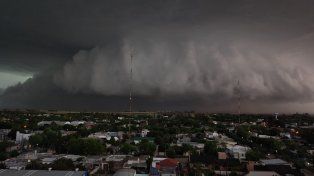 Tormenta en la localidad de El Trébol, una de las zonas más afectadas.