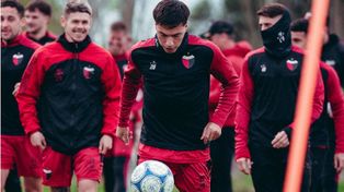 Colón va por la cuarta victoria al hilo y Delfino repetiría el equipo ante Racing (C)