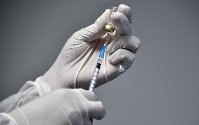 Los docentes serán inoculados con la vacuna Sinopharm de origen chino.