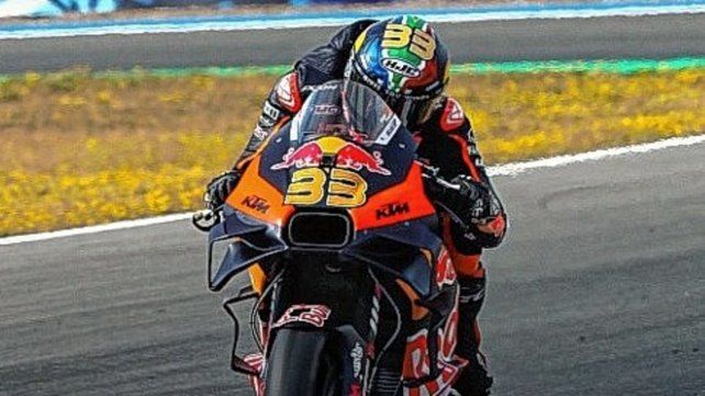 El sudafricano Brad Binder se quedó con el sprint previo al GP de MotoGP de España.