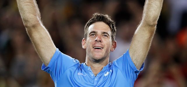 Con el corazón en la mano. Delpo jugó un gran tenis que Nole no supo quebrar.
