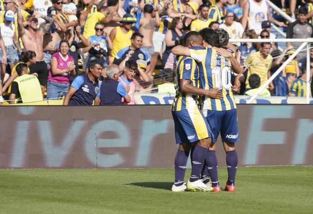 Central se jugará esta tarde una parada brava ante el líder River en el Gigante de Arroyito.