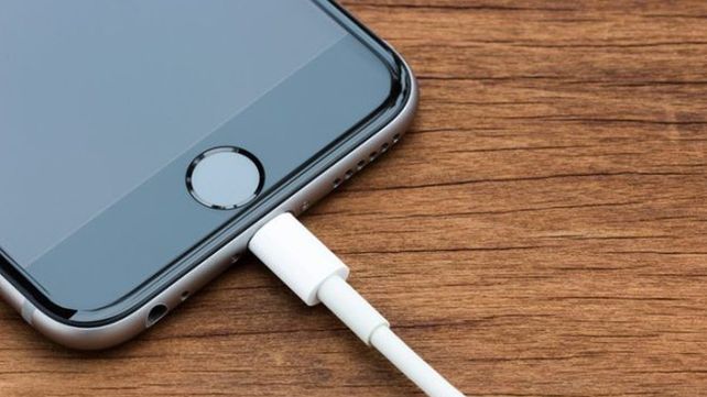 Cómo cargar el celular cuando no tenés electricidad