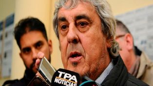 Docentes rechazan que dejen sin efecto la cláusula gatillo