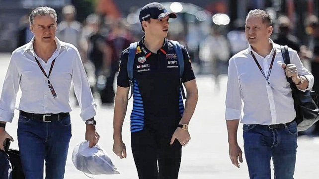 El padre de Verstappen criticó al director de Red Bull