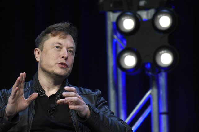 Elon Musk debería renunciar a la dirección de Twitter