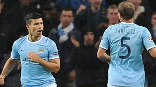 El City vence al Arsenal con gol del Kun y acorta la brecha
