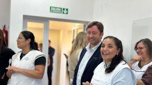 El programa también incluye la construcción de un aula para la escuela de Las Petacas, lo que amplía el alcance territorial de esta política pública orientada a fortalecer la infraestructura escolar