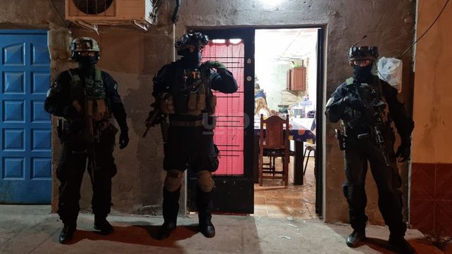 Drogas Peligrosas de la Policía Federal tumbó en 14 allanamientos a la banda narco Los Colorados