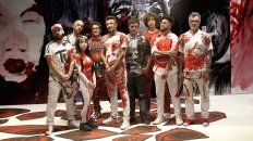 La rosarina Nicki Nicole junto a los integrantes de la banda uruguaya No te va a Gustar. La rosarina Nicki Nicole junto a los integrantes de la banda uruguaya No te va a Gustar.