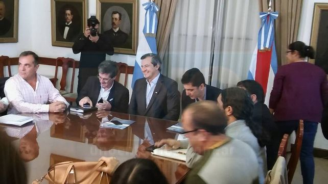 El Gobierno ofreció a los docentes el mismo aumento pero en menos tramos