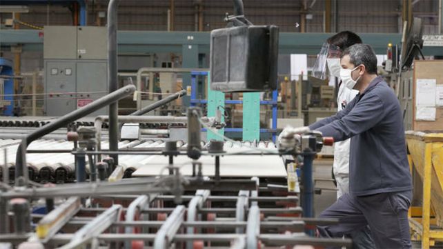 La capacidad ociosa en las plantas industriales llega al 60%.