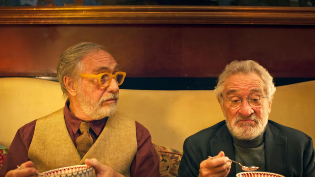 Saula Benavente compartió el mensaje manuscrito que recibió de Robert de Niro tras la muerte de Luis Brandoni