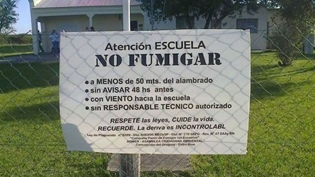 Denuncian fumigaciones en tres escuelas rurales de la provincia