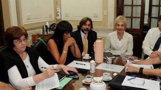 La provincia mejoró la oferta a los docentes y se volverán a ver el lunes
