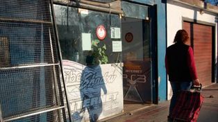 Asaltaron un cyber, pero dejaron abierto el Facebook: atraparon a uno