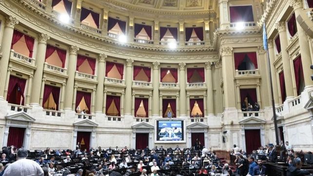 La Ley Ómnibus llega este lunes al recinto de Diputados y el gobierno se entusiasma con la media sanción