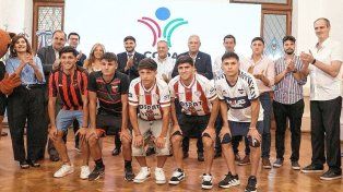 Unión y Gimnasia abrirán la serie de semifinales en el predio Nery Pumpido.