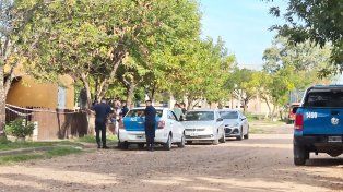 Ordenan autopsia a una menor discapacitada para saber cómo falleció. Habría permanecido varios días sin vida en un domicilio de Federación. Detienen a los padres
