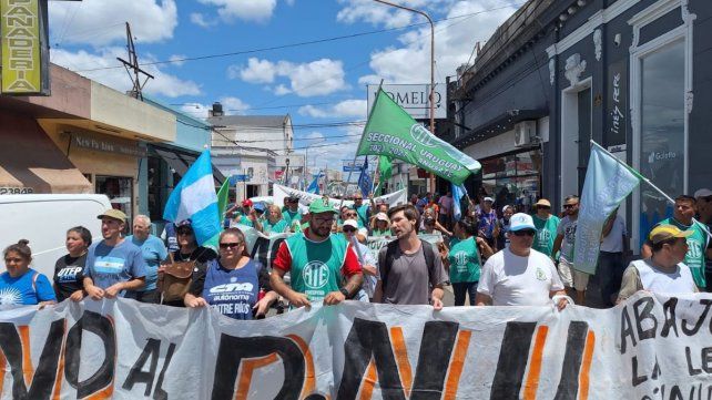 En Concordia y Concepción también rechazaron el DNU y la ley