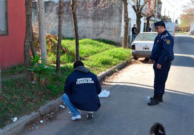 Encontraron envoltorios con cocaína tirados en una calle de Gualeguaychú
