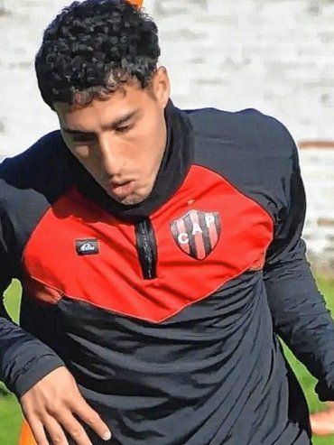 Facundo Heredia, otra baja en Patronato