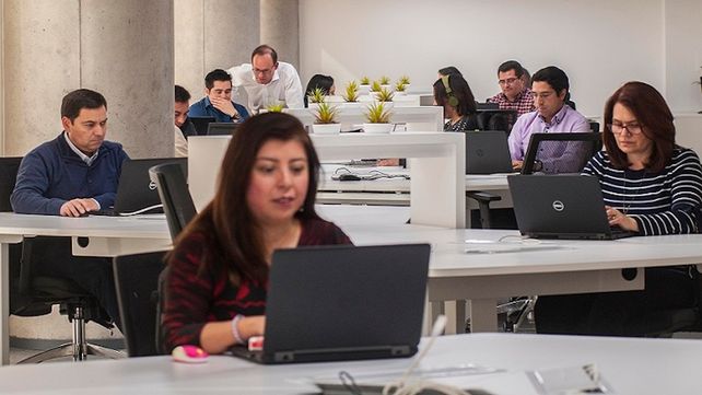 Chile dio media sanción a la reducción de cantidad de horas laborales semanales