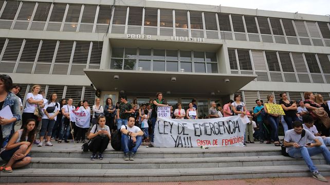 Paraná volvió a gritar Ni una menos