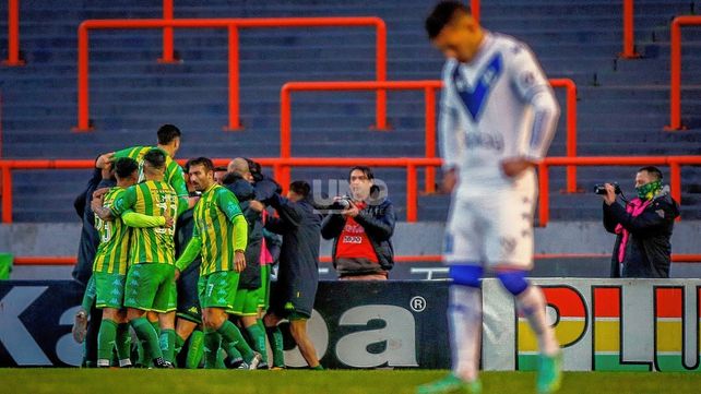 Aldosivi se lo dio vuelta a Vélez y logró un desahogo