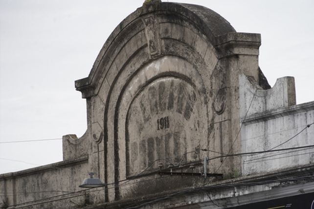 El Porvenir, uno de los últimos grandes mercados de Rosario que sigue en pie
