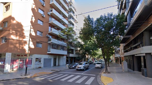 El ladrón émulo del Hombre araña trepó hasta un segundo piso y se robó un televisor de 32 pulgadas.&nbsp;