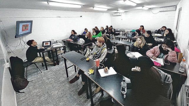 Con más de 3.000 egresados