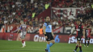 Espinoza no es bien visto por el hincha leproso.