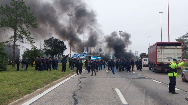 Este jueves UTA realizó cortes en la ruta 168