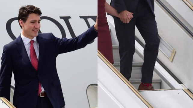 El presidente de Canadá llama la atención con sus llamativas medias