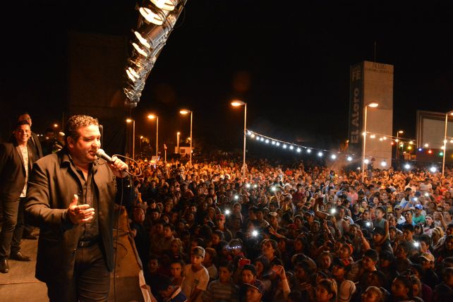 Miles de santafesinos disfrutaron del carnaval en el Tríptico de la Imaginación y en el Alero