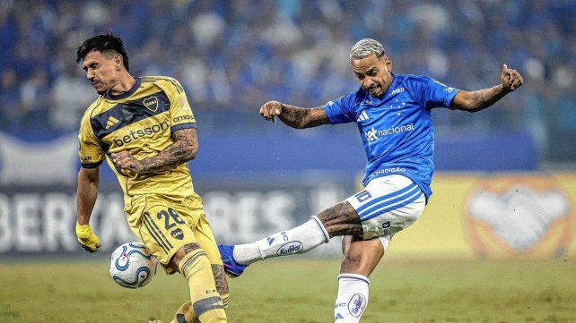 Bareiro expulsado en Boca.