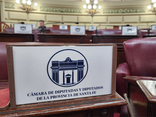 Diputados del PJ solicitaron la versión taquigráfica de la accidentada sesión que le dio luz verde a la reforma previsional. Diputados del PJ solicitaron la versión taquigráfica de la accidentada sesión que le dio luz verde a la reforma previsional.